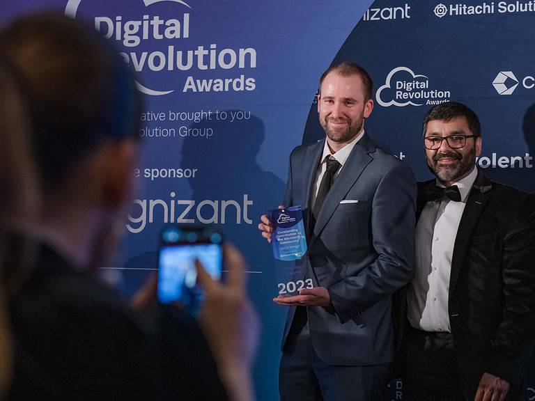 Digital Revolution Awards - Frankfurt 2023 - Thomas Maurer (Microsoft) & Kashif Naqshbandi (Tenth Revolution Group)