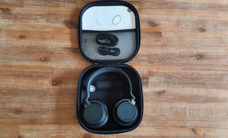 Surface Headphones 2 Box